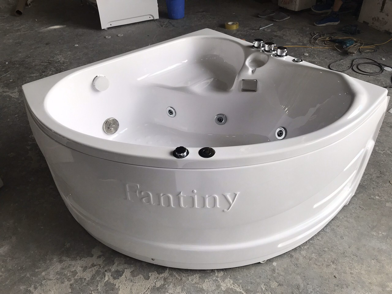 Bồn xục FANTINY MBM 115T