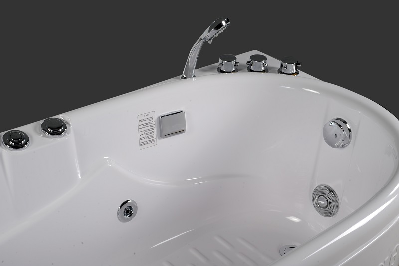 Bồn xục FANTINY MBM 180S